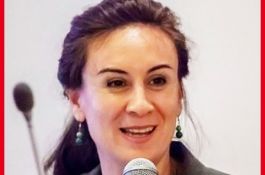 الدكتورة عروب عابد